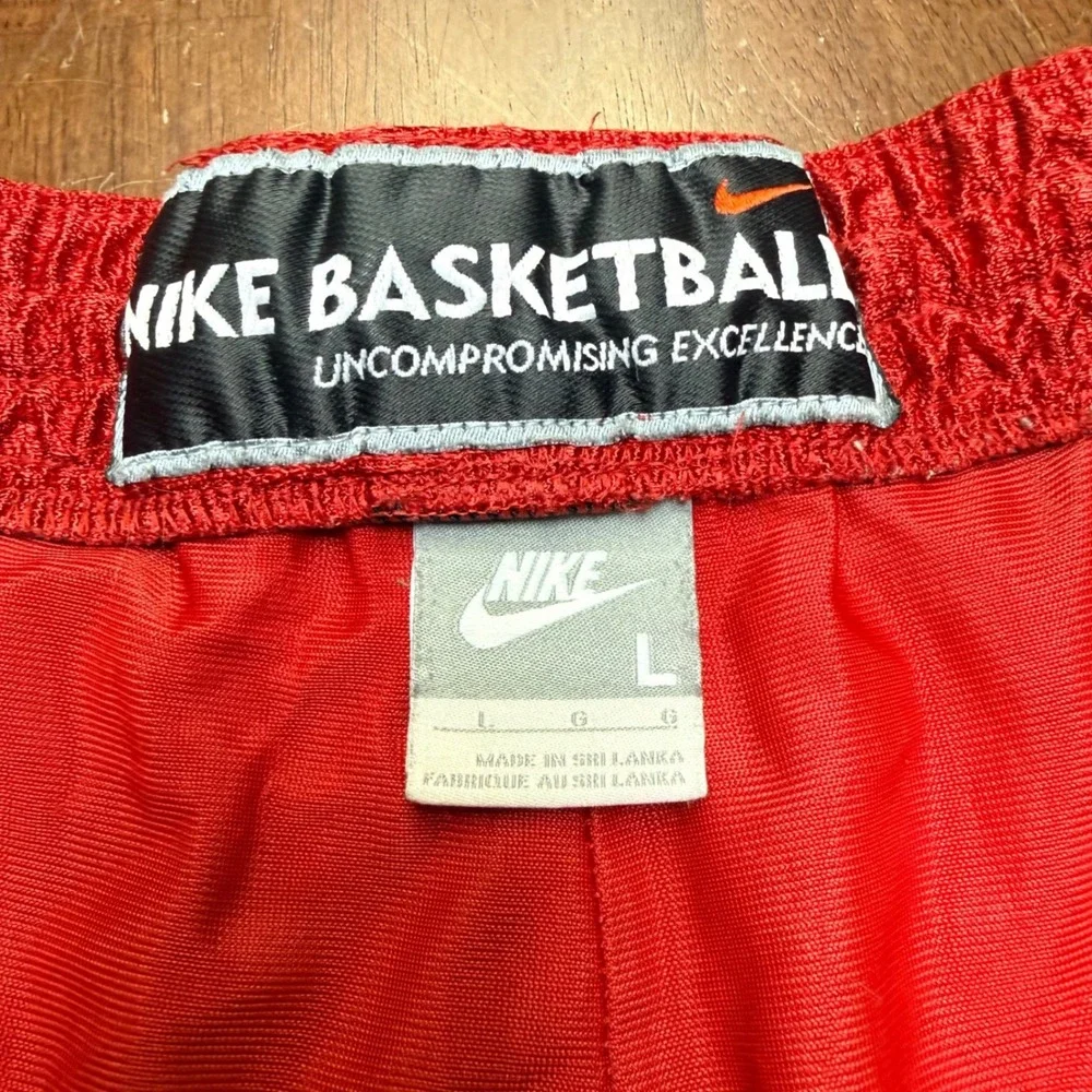 Nike Basketball Shorts Mens Large Shiny Red‎ Dazzle Mesh Athletic Gym Swoosh Y2K